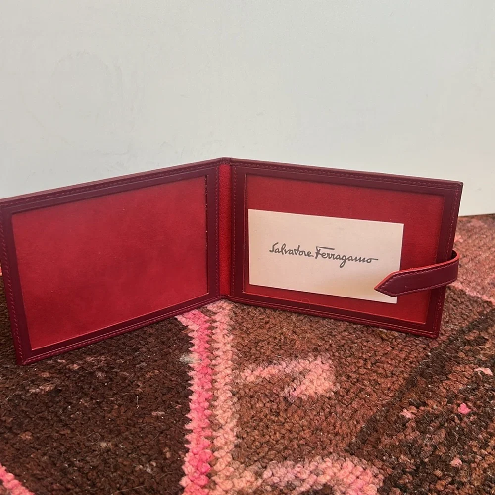 Ferragamo Burgundy Vintage Excellent Condition Leather Photo Frame - Picture 6 of 6
